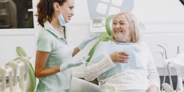 leczenie zebow u osob starszych